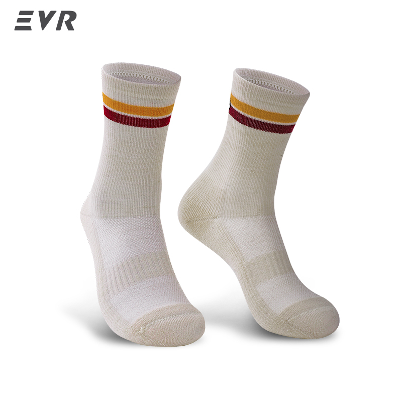 جوارب ركوب الدراجات من صوف الم - مراجعة Running Gear Winter وسعره